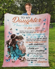 Never Forget That I Love You Mom To Daughter Fleece Blanket - 50" x 60" aos-coral-fleece-blanket-50x60-lifestyle-front-01a