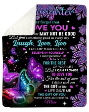 Never Forget That I Love You Mom To Daughter Sherpa Fleece Blanket tile