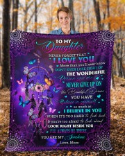 Never Forget That I Love You Mom To Daughter Fleece Blanket - 50" x 60" aos-coral-fleece-blanket-50x60-lifestyle-front-01b
