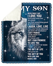 Never Forget That I Love U Wolf Dad To Son Sherpa Fleece Blanket tile