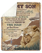 I Closed My Eyes For But A Moment - Mom To Son Sherpa Fleece Blanket tile