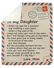 I closed my eyss for a moment Mom-To-Daughter Sherpa Fleece Blanket tile