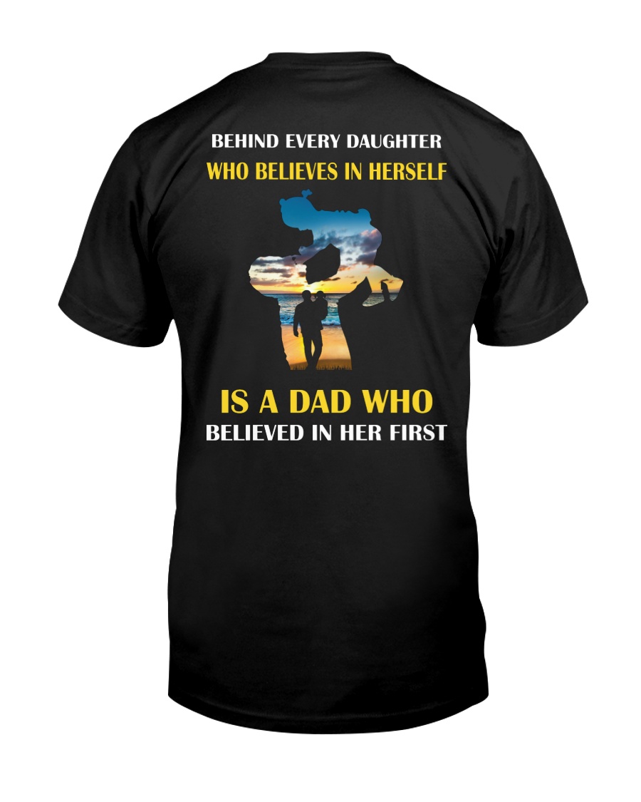 Father behind daughter who believes in herself Classic T-Shirt