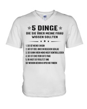 5 Dinge Die Sie Uber Meine Frau Wissen Sollten V-Neck T-Shirt thumbnail