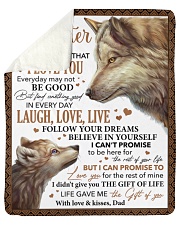 Never Forget That I Love U Wolf Dad To Daughter Sherpa Fleece Blanket tile