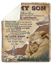 Want U To Believe Deep In Your Heart Mom To Son Sherpa Fleece Blanket tile