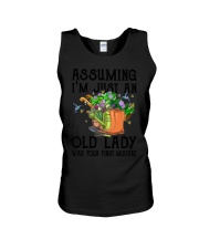 Assuming old lady garden Unisex Tank tile