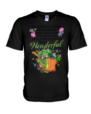 I see trees of green garden V-Neck T-Shirt tile