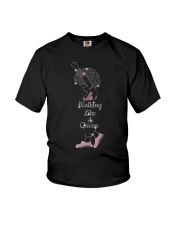 walking-like-a-queen Youth T-Shirt thumbnail