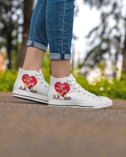 lucy love Women's High Top White Shoes aos-complex-women-white-top-shoes-lifestyle-07