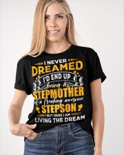 I Never Dreamed Mother's Day Daughter To Mom Classic T-Shirt apparel-classic-tshirt-lifestyle-front-100