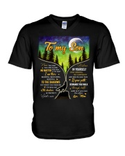 Never Feel That You Are Alone Wolf Mom To Son V-Neck T-Shirt tile