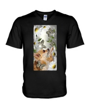 Chihuahua daisy and butterfly chihuahua lovers V-Neck T-Shirt tile