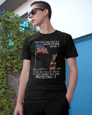 Miniature Pinscher USA soldier died Gift for you Classic T-Shirt apparel-classic-tshirt-lifestyle-17