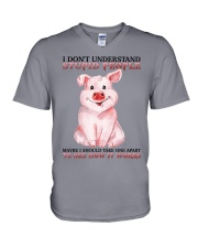 Pig dont understand stupid people V-Neck T-Shirt tile