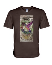 Hummingbird Vintage clock Gift for you V-Neck T-Shirt tile
