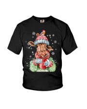 Giraffe warm winter christmas giraffe lover Youth T-Shirt tile