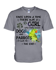Parrot and dog it was me the end bird lovers V-Neck T-Shirt tile
