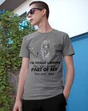 Tiger i am totally tiger lovers Classic T-Shirt apparel-classic-tshirt-lifestyle-17