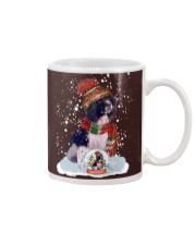 English springer spaniel christmas ball Mug tile