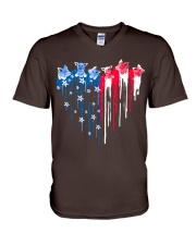 Pig freedom colors pig lovers V-Neck T-Shirt tile