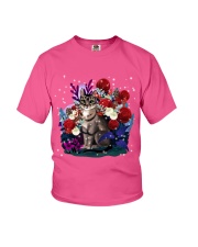 Cat Winter Rose Garden Black T Shirt Gift For Christmas Youth T-Shirt tile
