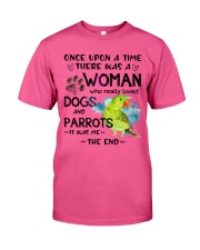 Dog and Parrot it was me the end cus Classic T-Shirt tile