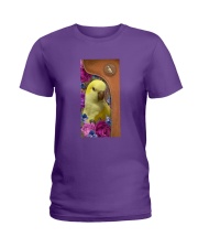 Lutino Quaker Parrot magical gift for bird lover Ladies T-Shirt tile