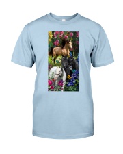 Horse roses horse lovers Classic T-Shirt tile
