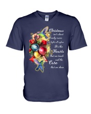 Hummingbird candy cane gift for bird lovers V-Neck T-Shirt tile
