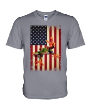 Frog smile flag frog lovers V-Neck T-Shirt tile