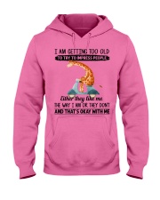 Giraffe getting too old giraffe lover Hooded Sweatshirt tile