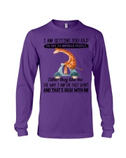 Giraffe getting too old giraffe lover Long Sleeve Tee tile