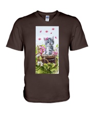 Cat Little angel in the garden Gift for you V-Neck T-Shirt tile