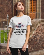 Bat i am totally bat lovers Classic T-Shirt apparel-classic-tshirt-lifestyle-06