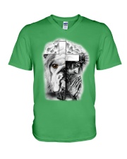 Bulldog love and faith dog mom V-Neck T-Shirt tile