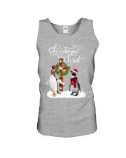 Penguin Christmas begins gift for penguin lovers Unisex Tank tile
