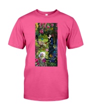 Cat roses gift for cat lover cat mom Classic T-Shirt tile