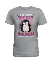 Penguin stay away idiots penguin lovers Ladies T-Shirt tile