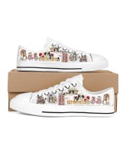 Shih Tzu Fresh beautiful hometown Men's Low Top White Shoes inside-left-outside-left