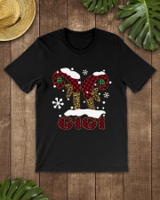 Gigi Snowball Elf - LPP Classic T-Shirt lifestyle-mens-crewneck-front-18