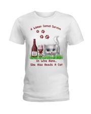 Love cats Ladies T-Shirt thumbnail