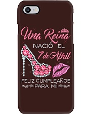 Camisetas Sublimadas Reina Nacida en Abril Mujer Phone Case thumbnail
