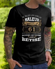 raleur fabrique en 61 Classic T-Shirt lifestyle-mens-crewneck-front-7