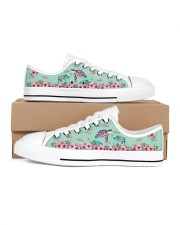 TURTLE LOW TOP SHOES 2 Men's Low Top White Shoes tile