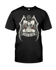 BLACKVEIL VAAL HAZAK - CREST Classic T-Shirt front