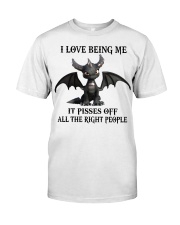I LOVE BEING ME Classic T-Shirt front