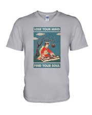 Geisha DJ V-Neck T-Shirt tile