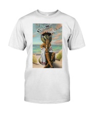 Girl Vinyl Head Beach I Am Classic T-Shirt tile