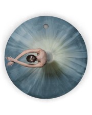 Ballet Girl 2 Circle Ornament (Wood tile